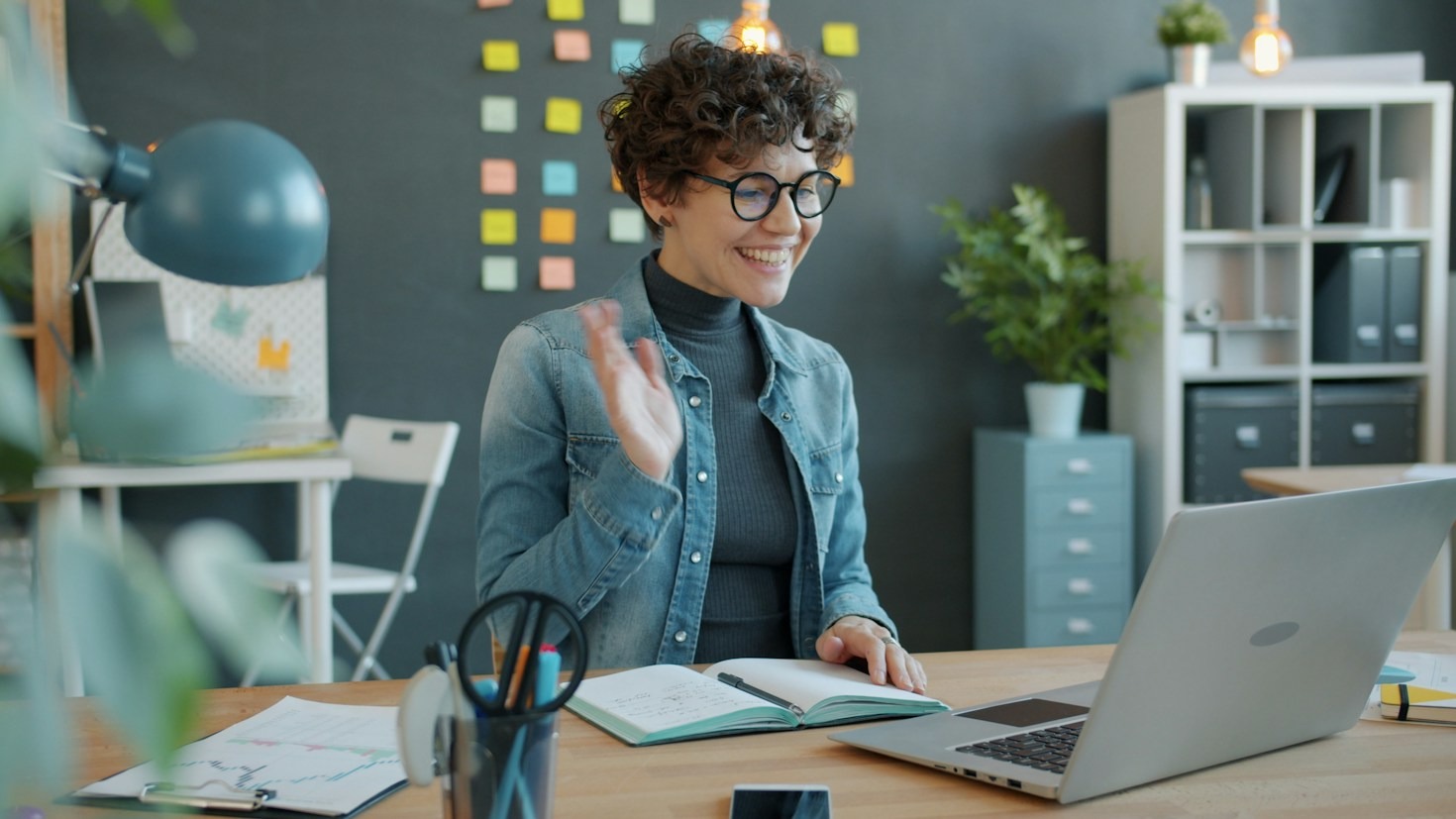Navigating Toxic Bosses and Tricky Workplace Dynamics